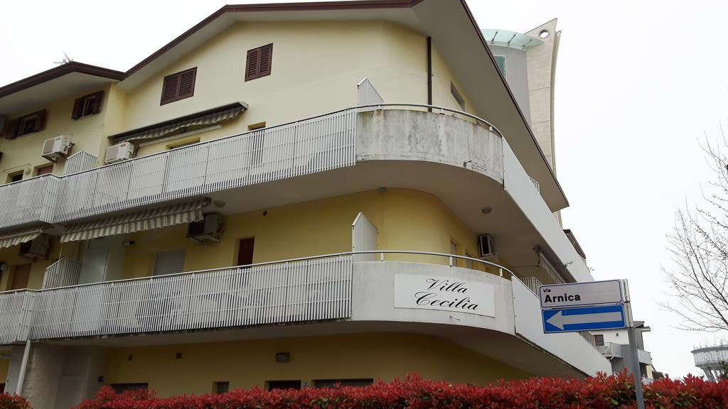Arnica Apartment Lignano Sabbiadoro Exterior photo